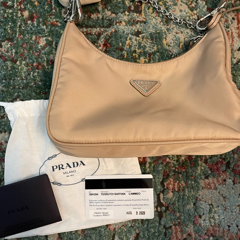 Prada Re-edition Nylon bag in cammeo beige. - Picture 7 of 9